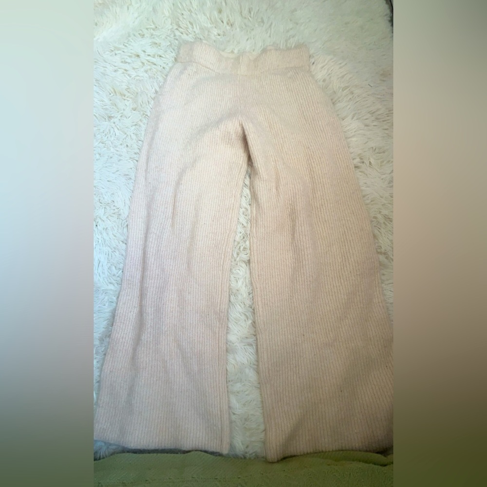 A NEW DAY TARGET BRAND COMFY SWEATS SIZE SMALL FITS UP TO XL